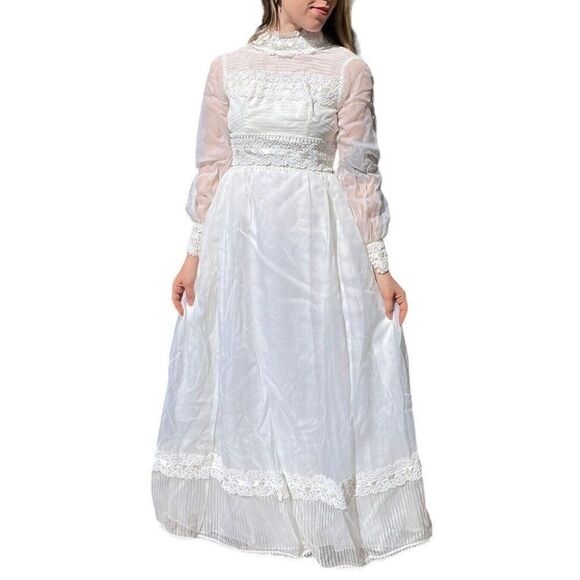 Vintage 1970s White Long Sleeve Lace Boho Prairie Hippy Maxi Wedding Dress Sz XS